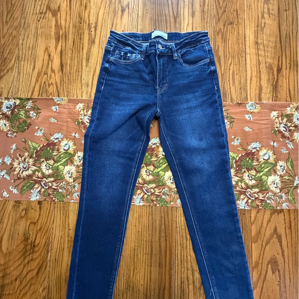 Women's Dark Blue Stretch Skinny Jeans
Vervet Brand. Never worn no tags